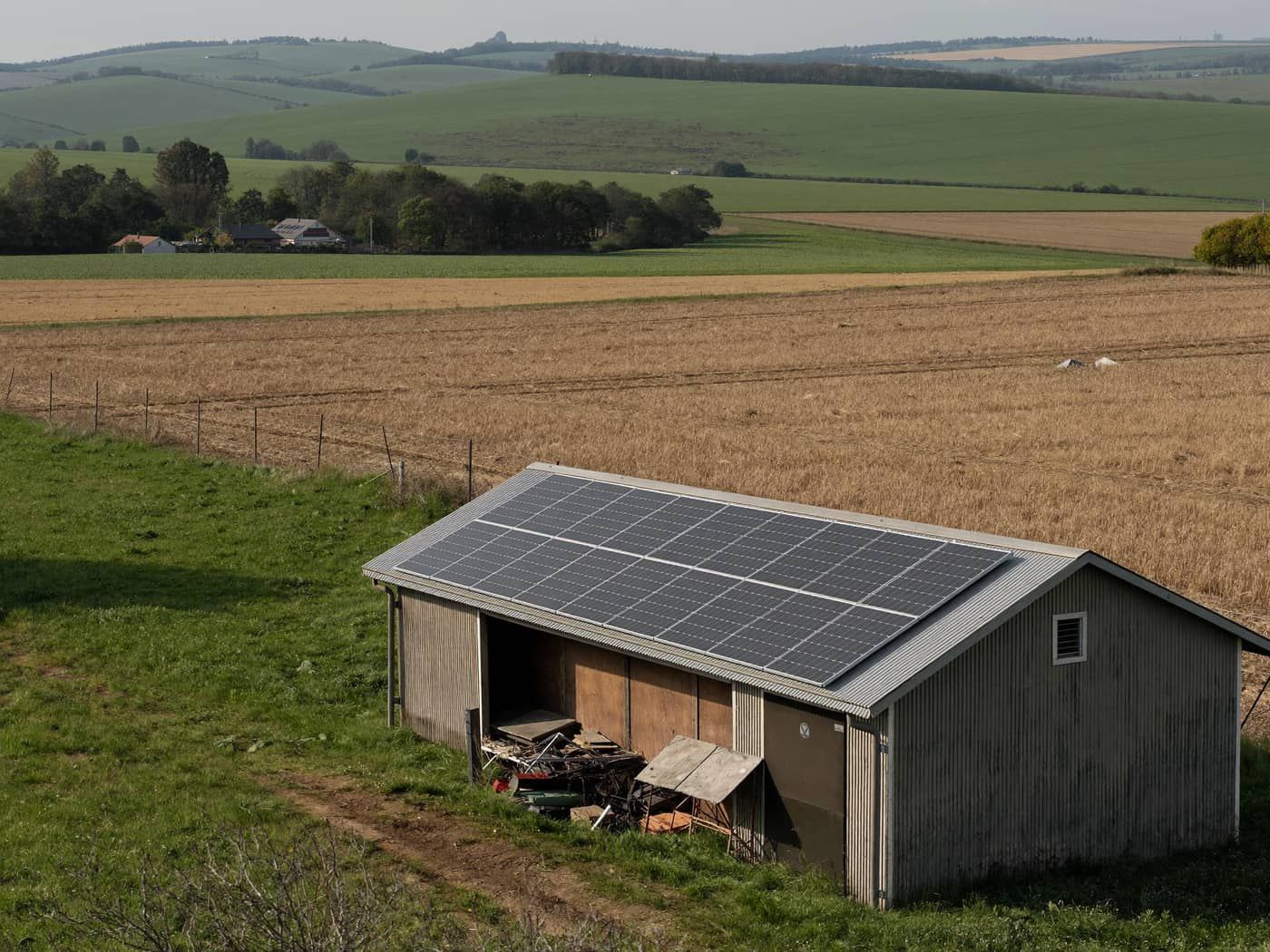farm shed array
